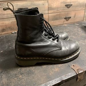 Dr. Martens Size 8 Good condition